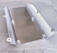 Load image into Gallery viewer, Wax Racing Billet 550/750 Conversion Ride Plate